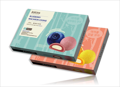 Premium Macaron Cookie Amarett Mandarin  & Amarett Blueberry